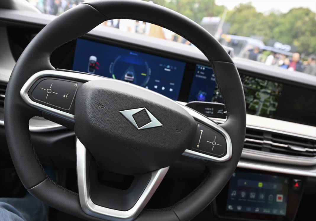 Türkiye’nin otomobili Togg’un yeni modeli Münih sokaklarında 12